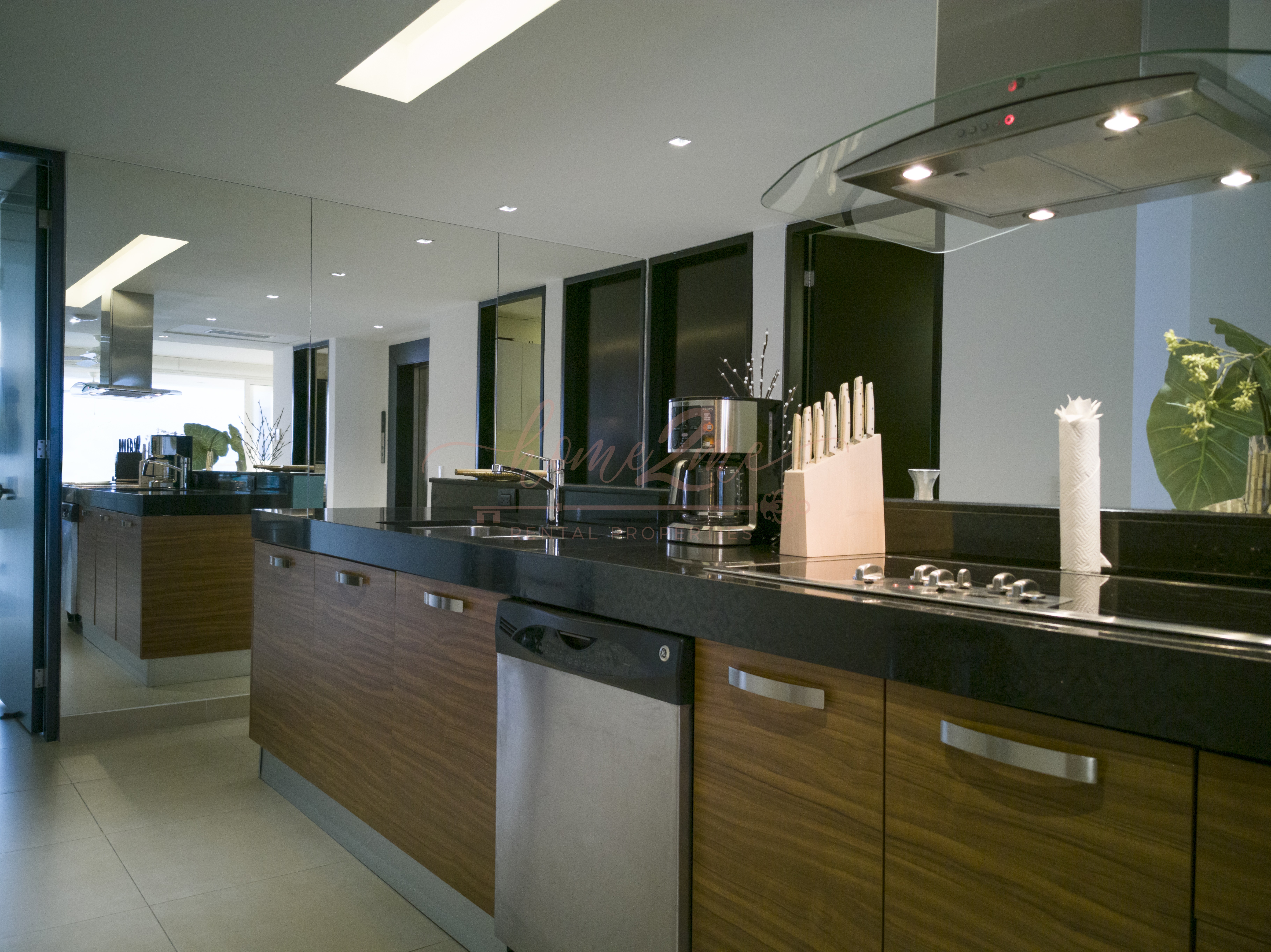 Tres Mares Condo Holly